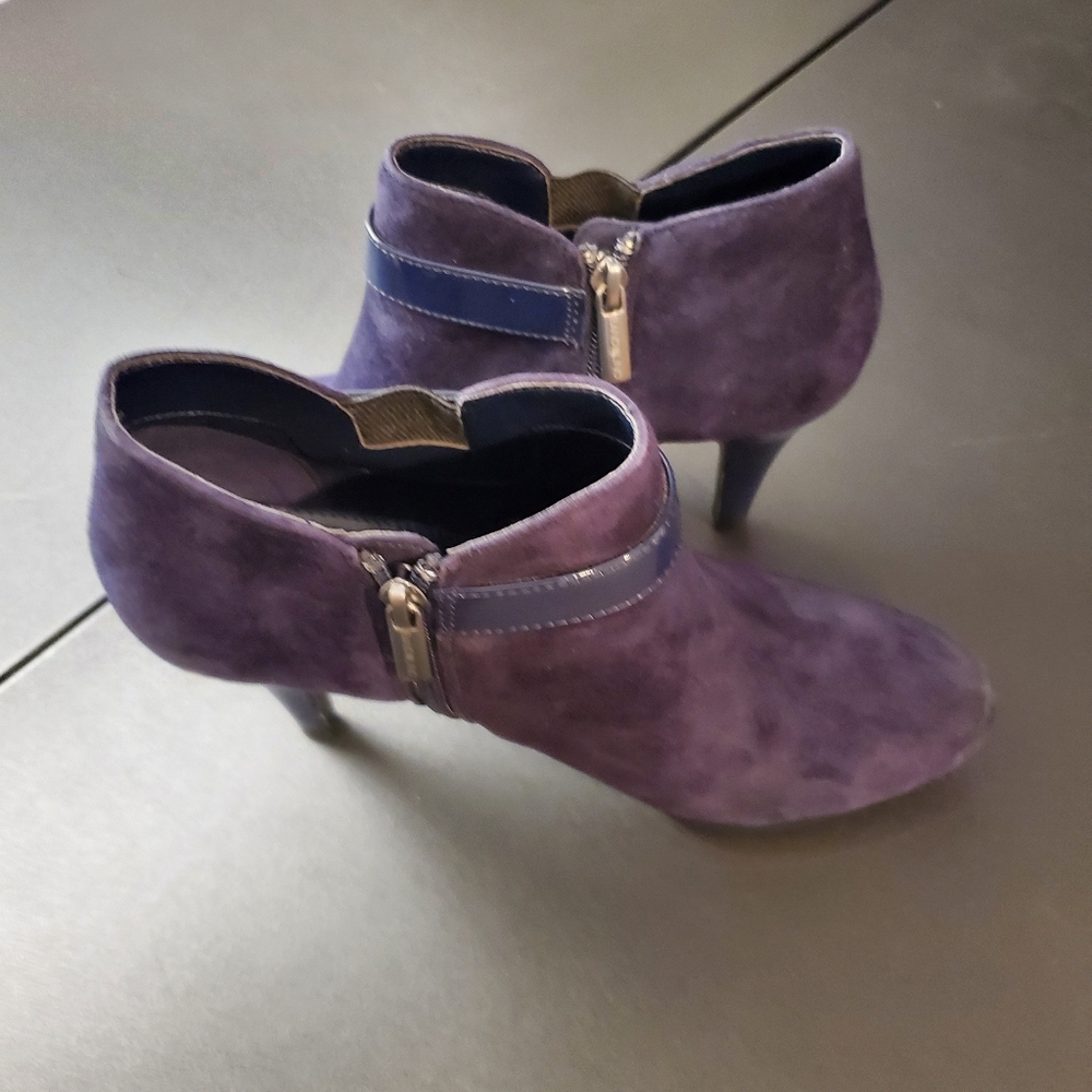 Bandolino Women Barruffi blue Suede fashion Boots.